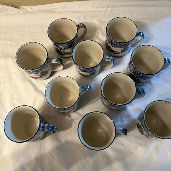 Folk Craft by Tienshen Set of 10 Cabin In The Snow Mugs/Cups - Picture 3 of 7